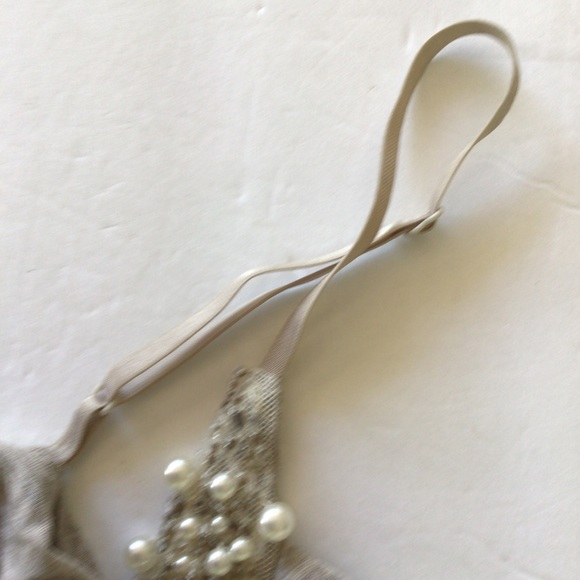 FOREVER 21 EMBELLISHED TANK TOP MEDIUM - Picture 12 of 16